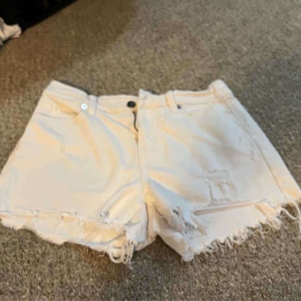 Women's Frayed Hem White Shorts